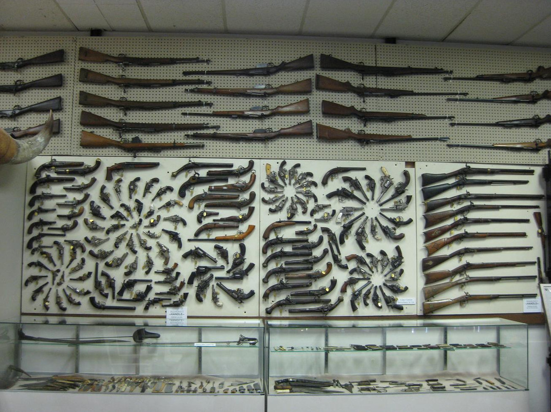 J.M. Davis Arms & Historical Museum