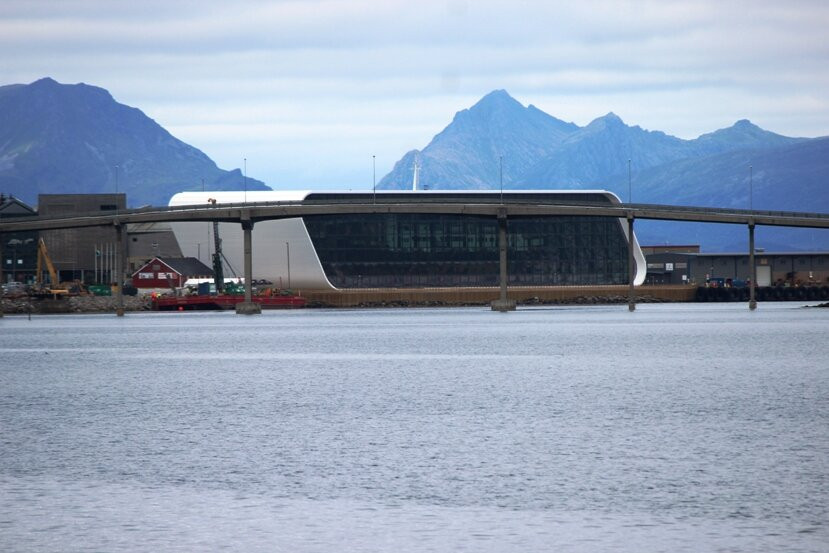 Børøybrua景点图片