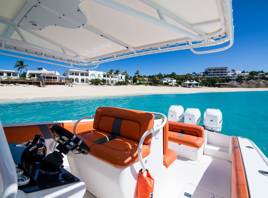 Seven Marine Charters-Cupecoy Bay必去景点