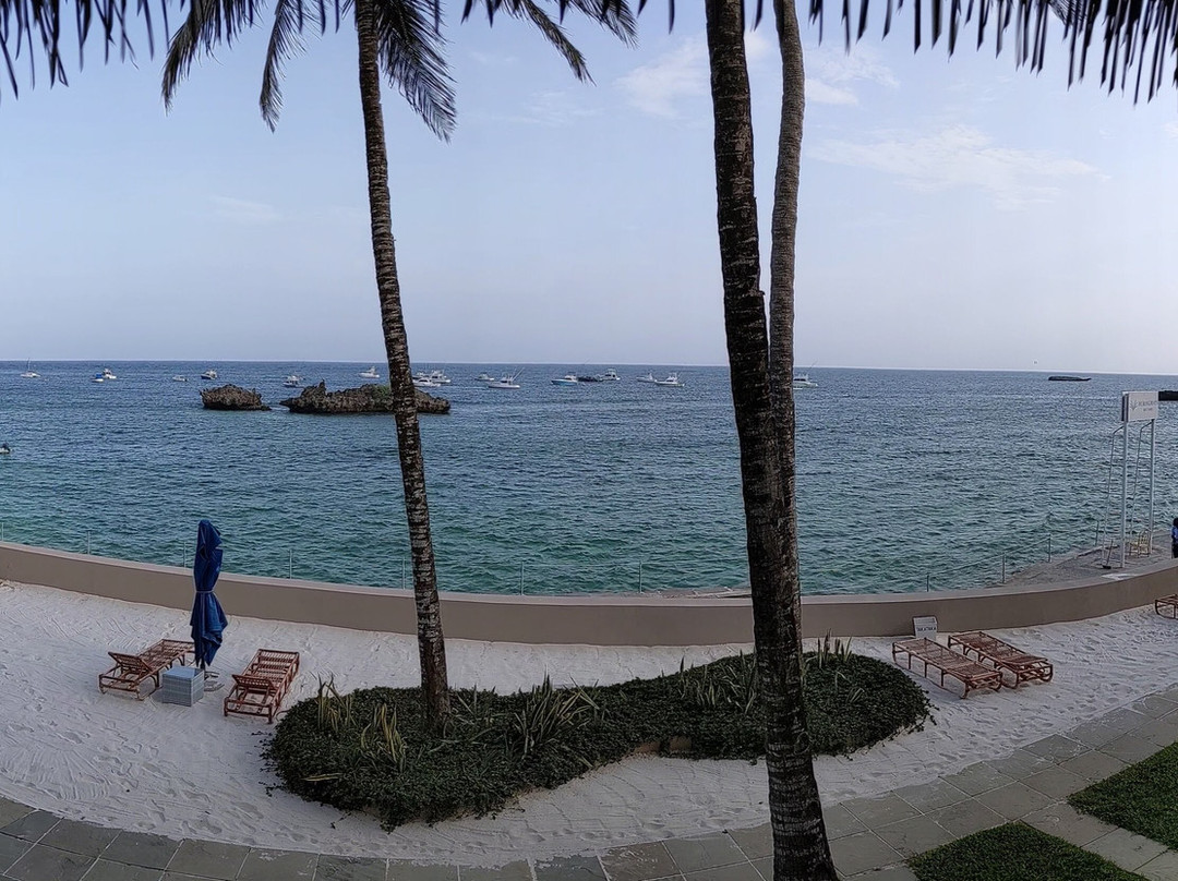 Hemingways Watamu主图