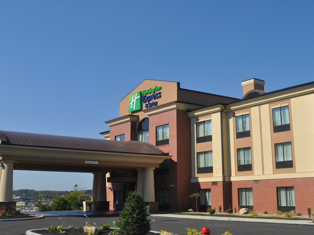 Holiday Inn Express & Suites Greensburg By IHG主图