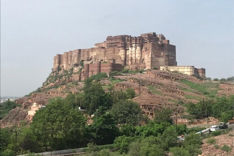 Deepak tour and transport景点图片