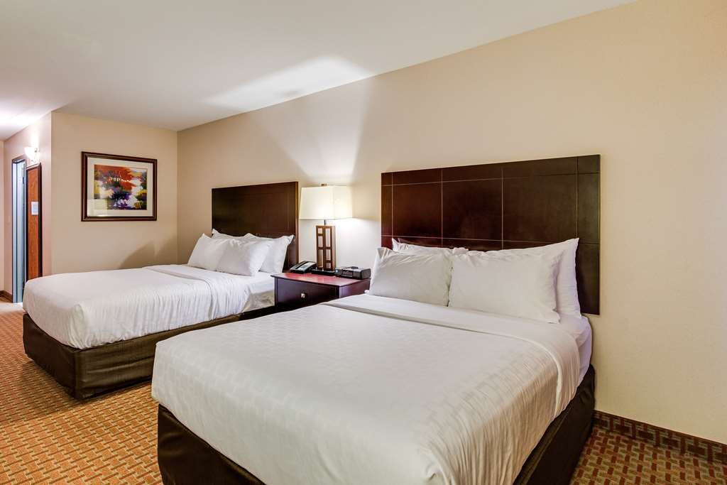 Clarion Hotel Convention Center主图