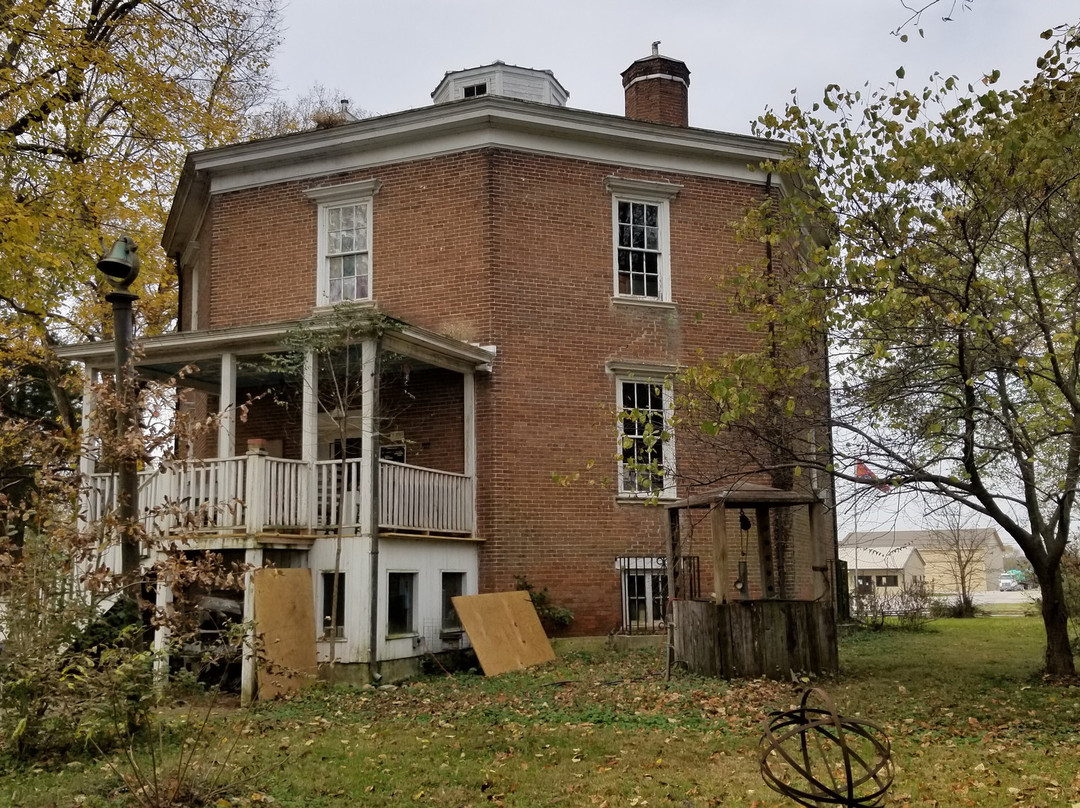 Octagon Hall Museum景点图片
