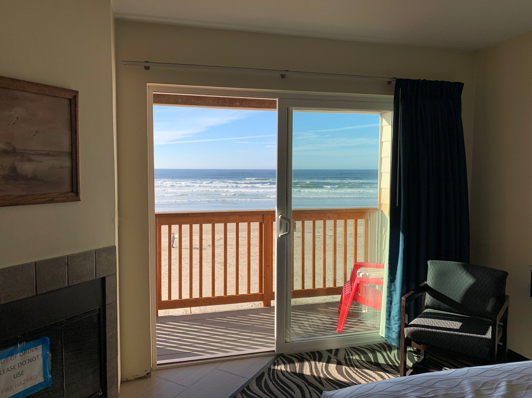 Tradewinds Motel主图