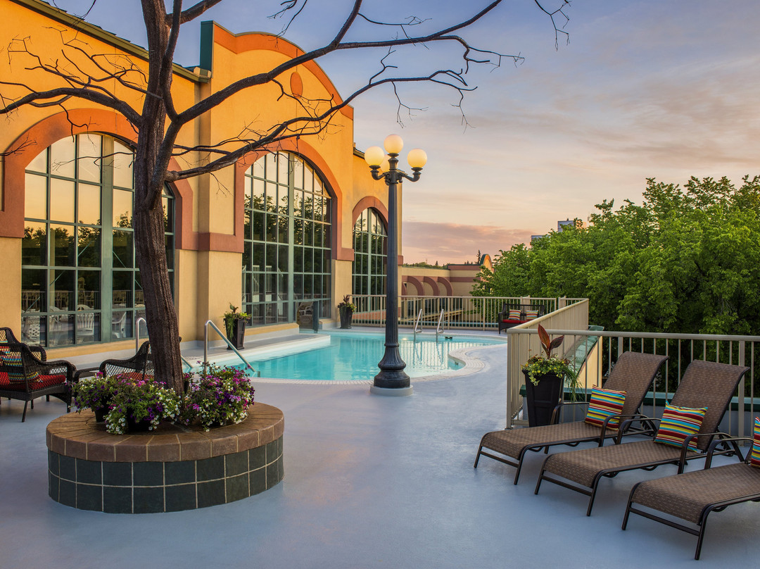 坦珀尔花园与水疗度假村主图