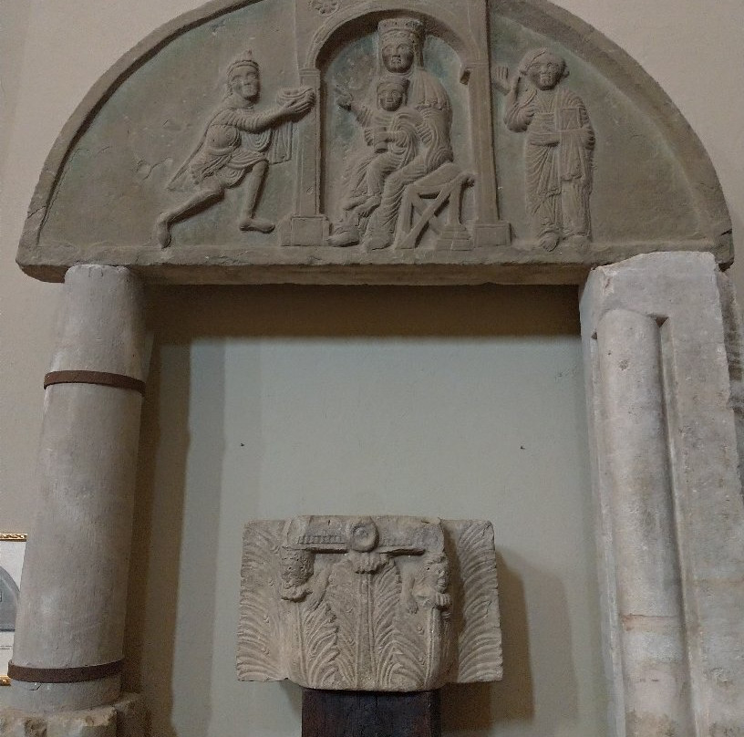 Chiesa Di Santa Maria Assunta In Piscina景点图片
