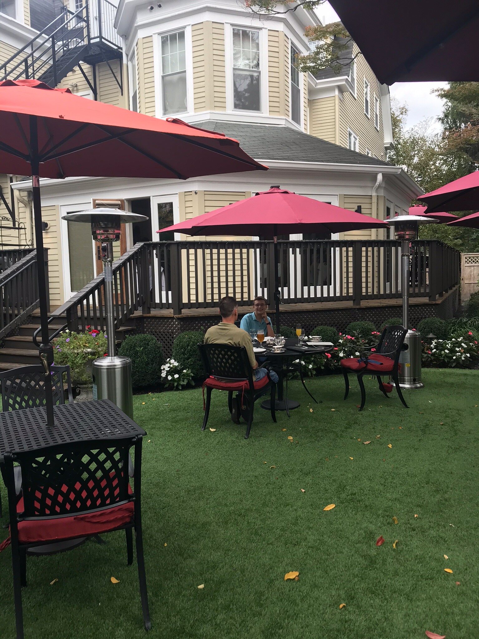 The Peacock Inn-官方