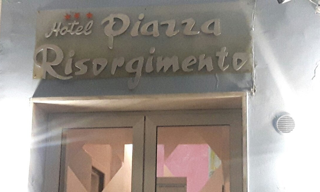 Piazza Risorgimento主图