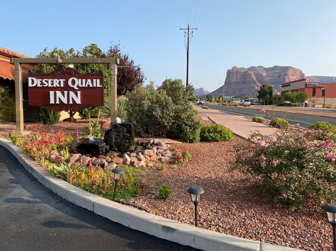 德瑟特魁尔旅馆主图