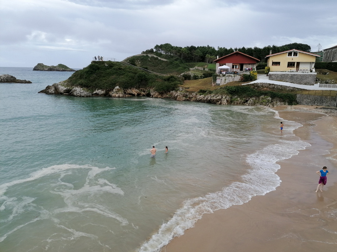 Playa Palombina-Celorio必去景点