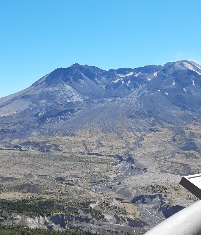 Mount St. Helens National Volcanic Monument景点图片