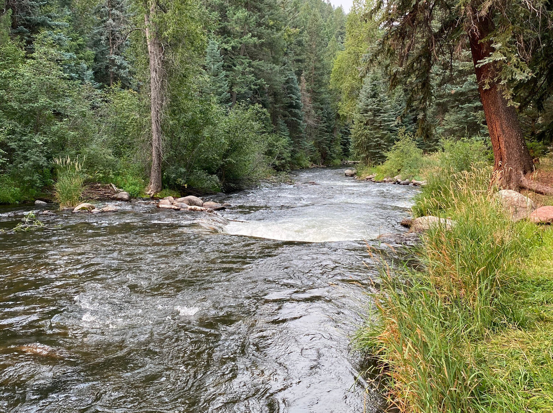 O-Bar-O Cabins主图