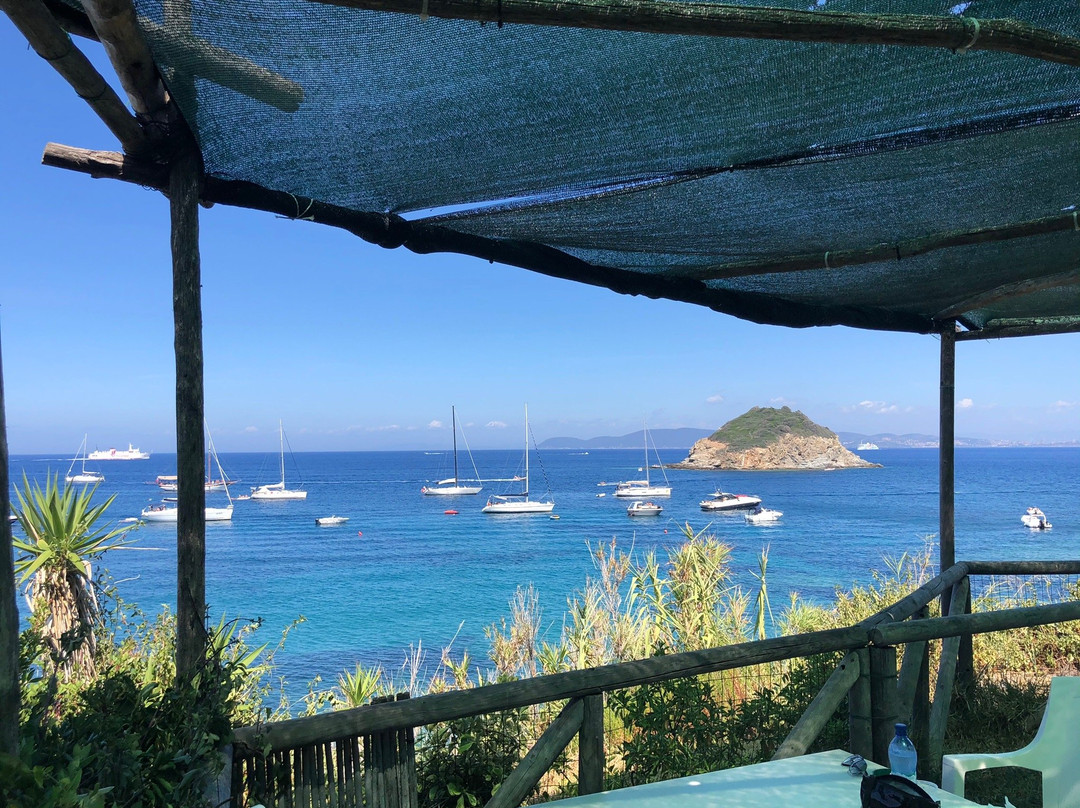 Spiaggia di Frugoso景点图片