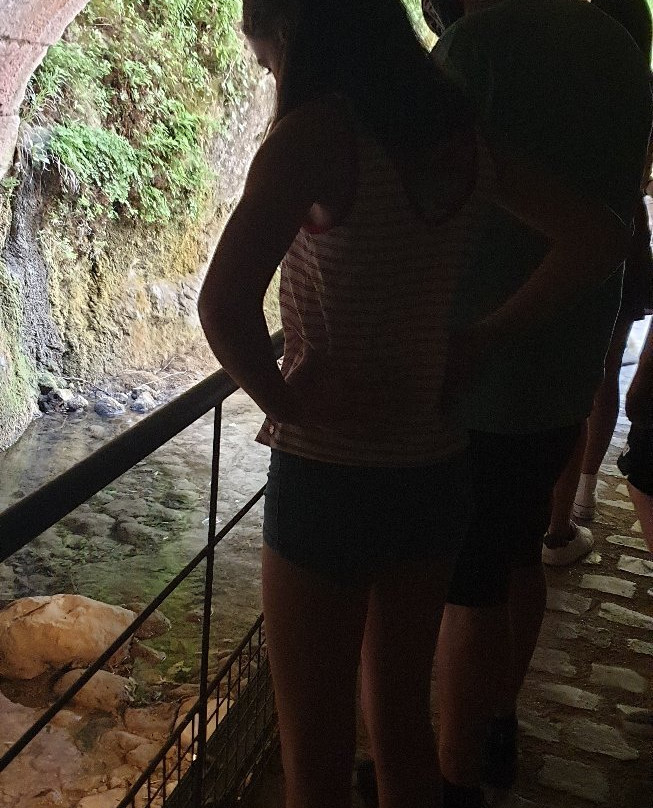 Boveda del Rio Cerezuelo-卡索拉必去景点