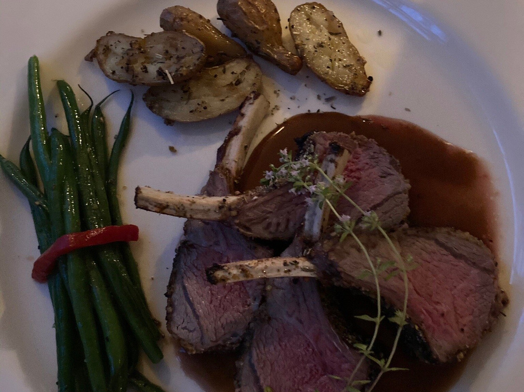 Youngtown Inn Bed and Breakfast主图