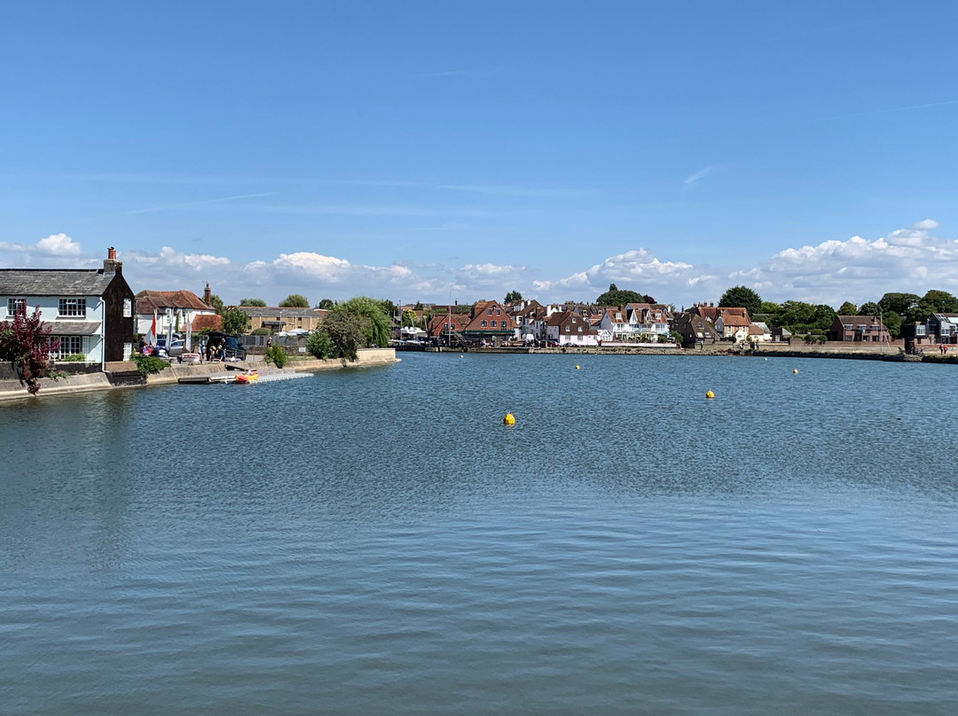 Emsworth Yacht Harbour景点图片