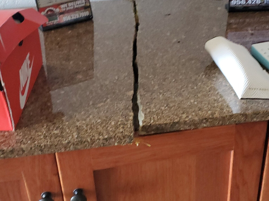 WindWater Hotel主图