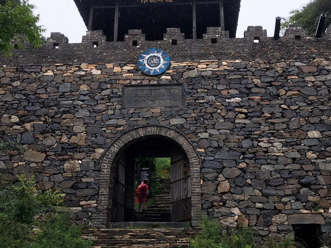 抱犊寨红色旅游区-栾川县必去景点