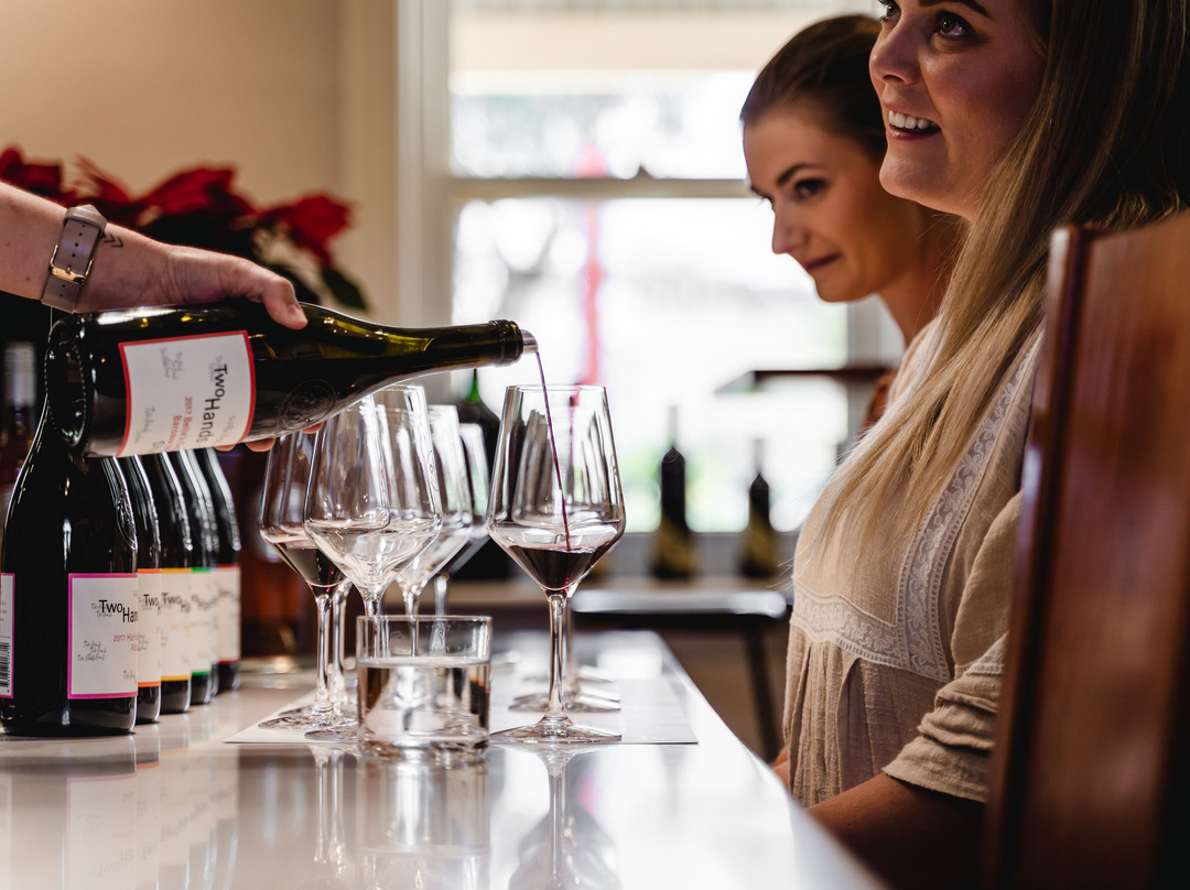 Two Hands Wines Cellar Door景点图片