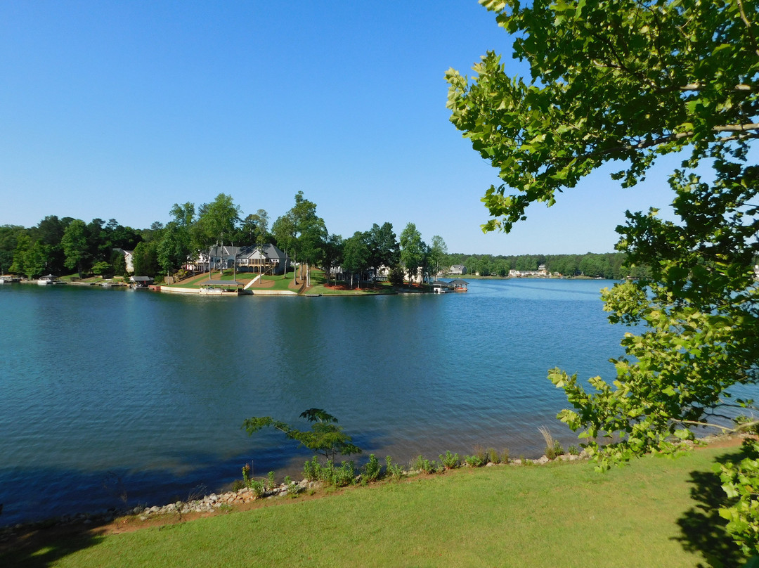 Lake Tara Iii By Evrentals主图