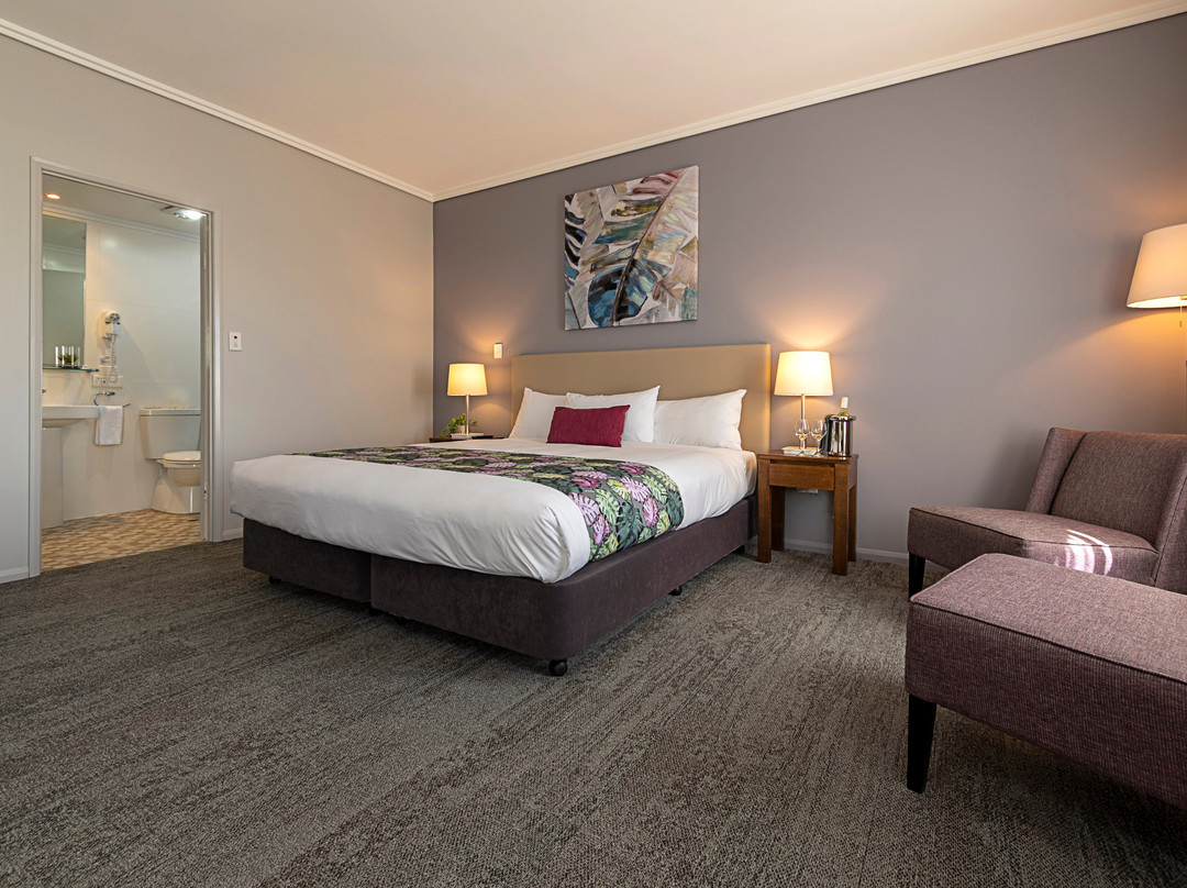 Coachman's Inn Warwick主图