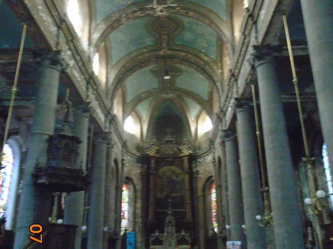 Eglise Saint-Wasnon-Conde-sur-l'Escaut必去景点