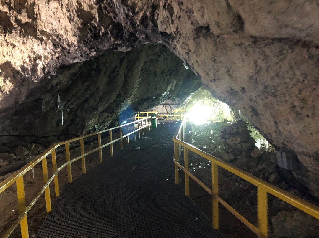 Lalomita Cave景点图片