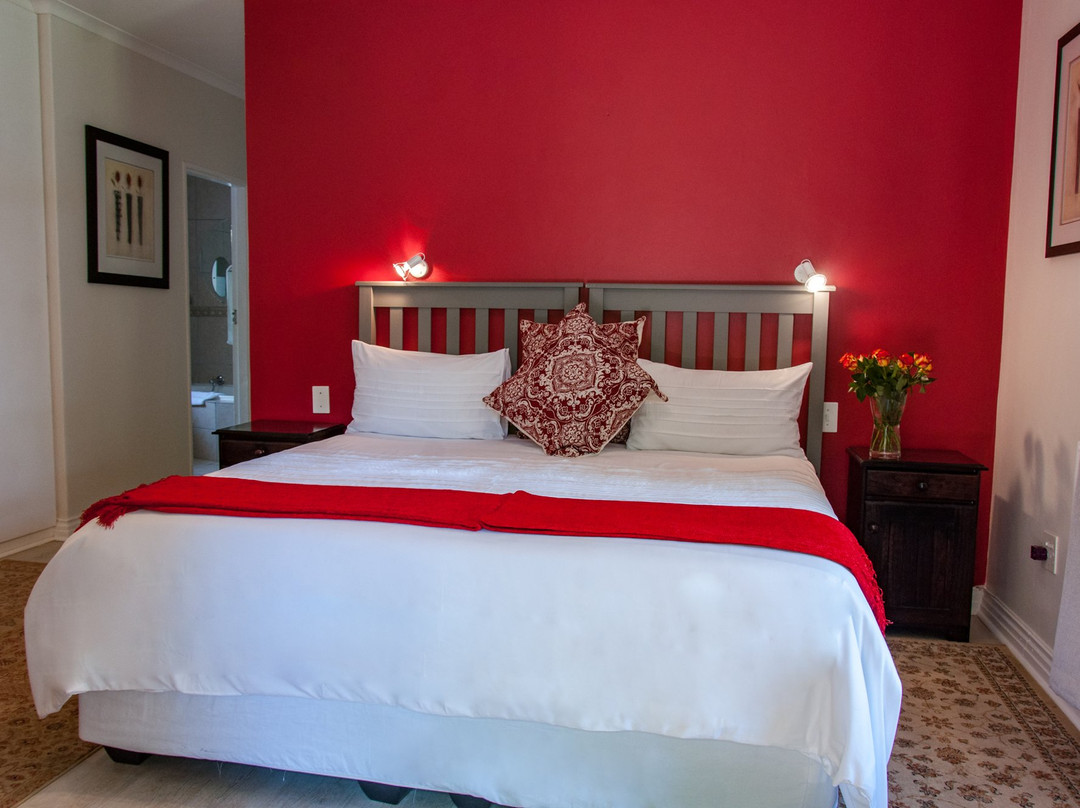 Rustic Manor Bed and Breakfast in Tokai主图