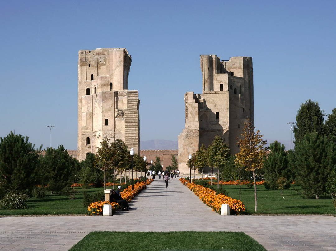 Statue of Amir Timur-沙赫利苏伯兹必去景点