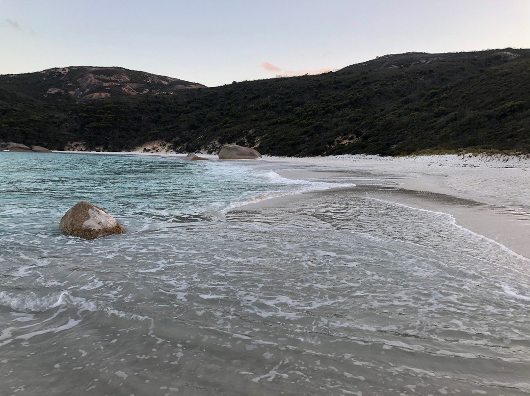 Little Beach景点图片