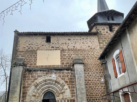 Eglise Saint-André-Exideuil必去景点