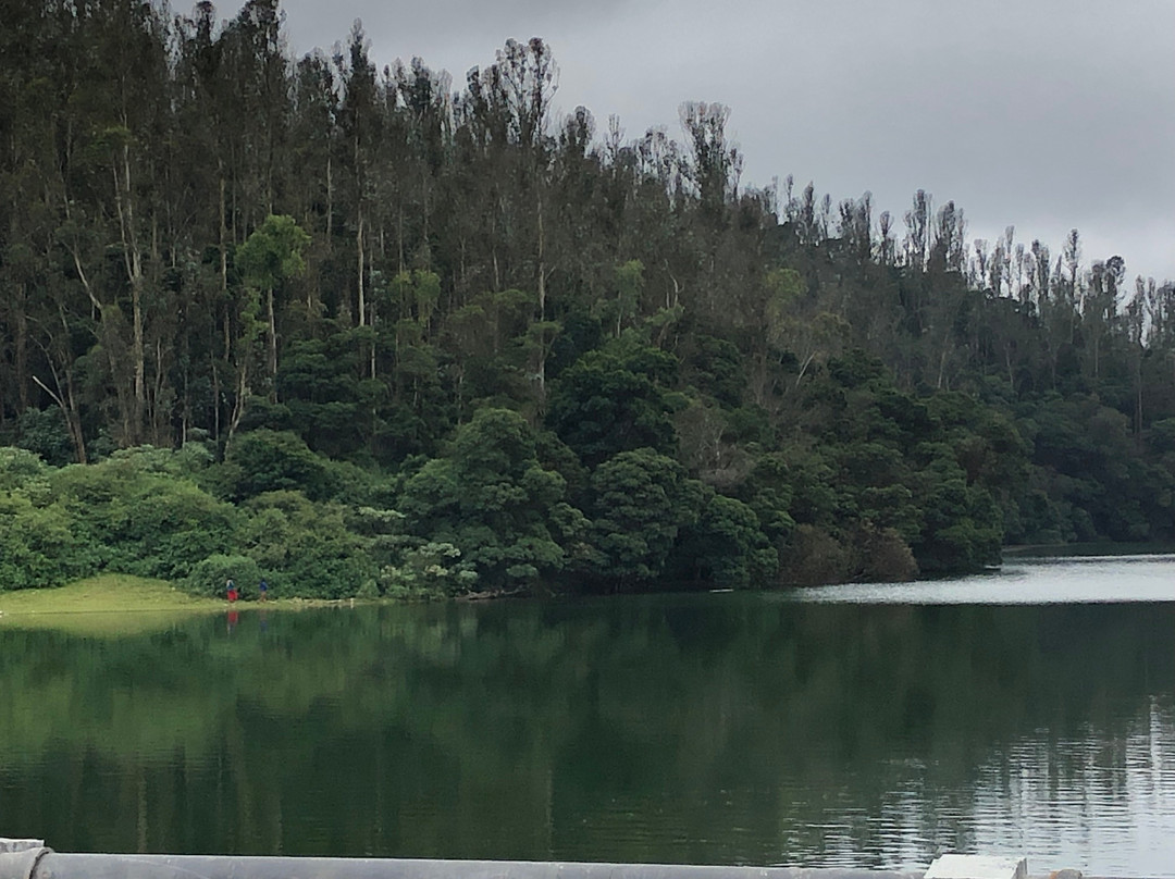 Emerald Lake-乌提必去景点