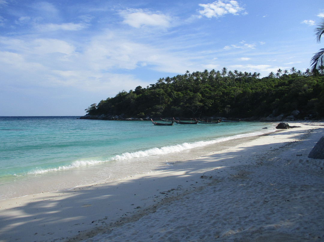 拉查岛瑞阿布瑞度假酒店主图
