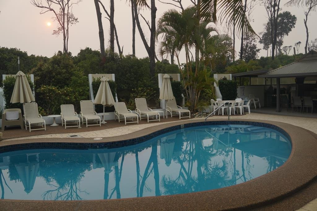 海滩走私者酒店主图