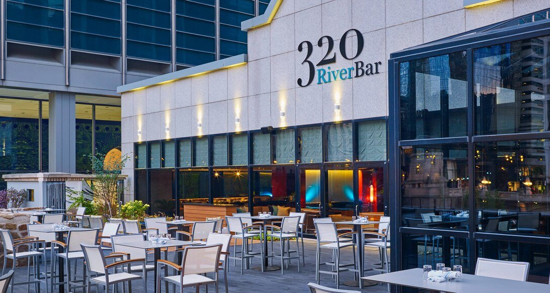 320 RiverBar