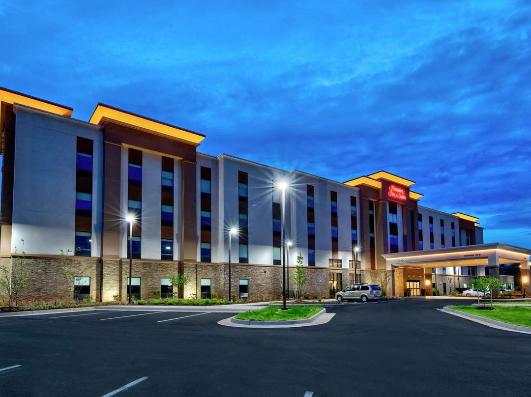 Hampton Inn & Suites Culpeper主图