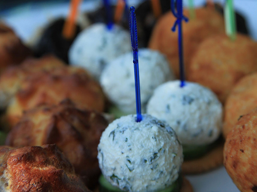 Brats’ke餐馆和美食-Xosper Bar