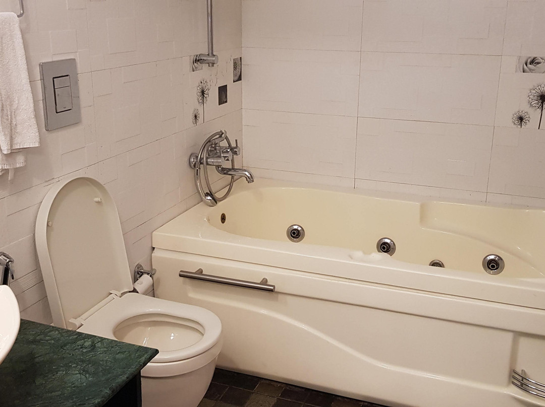 温妮假日酒店主图