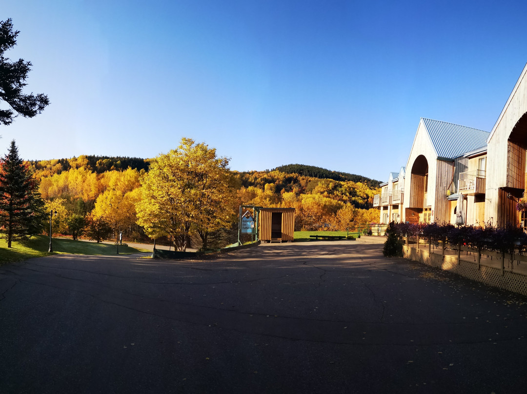 Battures Hotel Fjord Saguenay主图