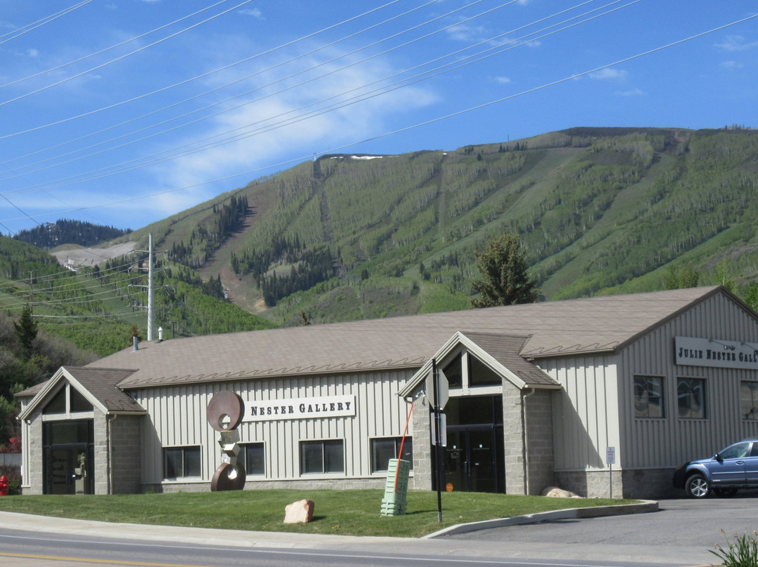 Julie Nester Art Gallery-帕克城必去景点