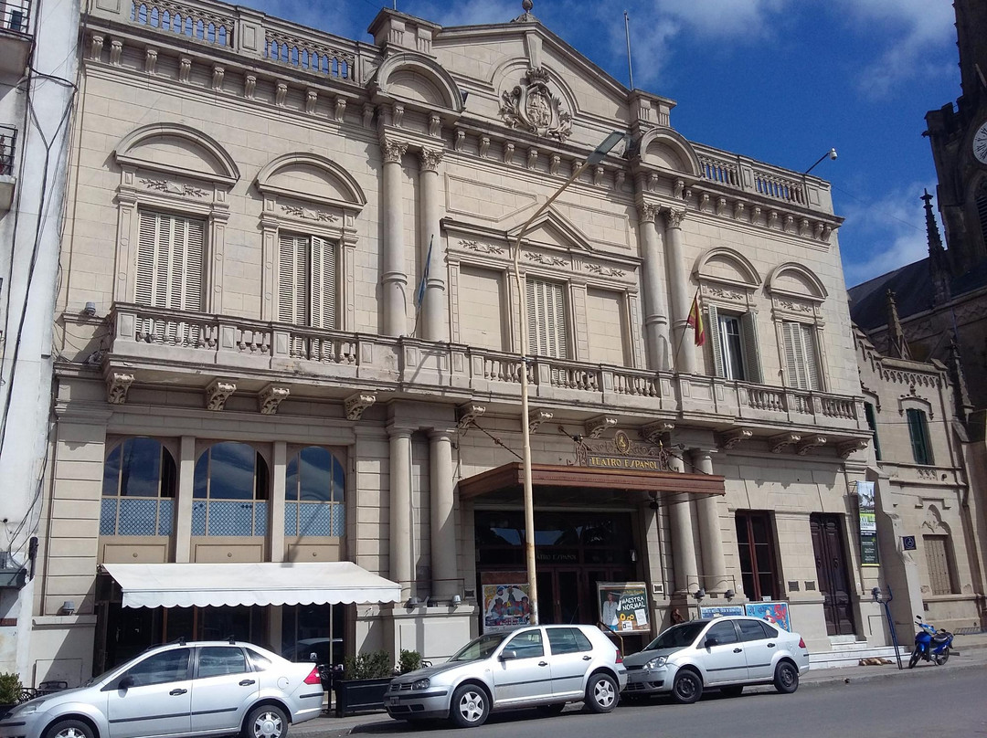 Teatro Español de Azul-Azul必去景点