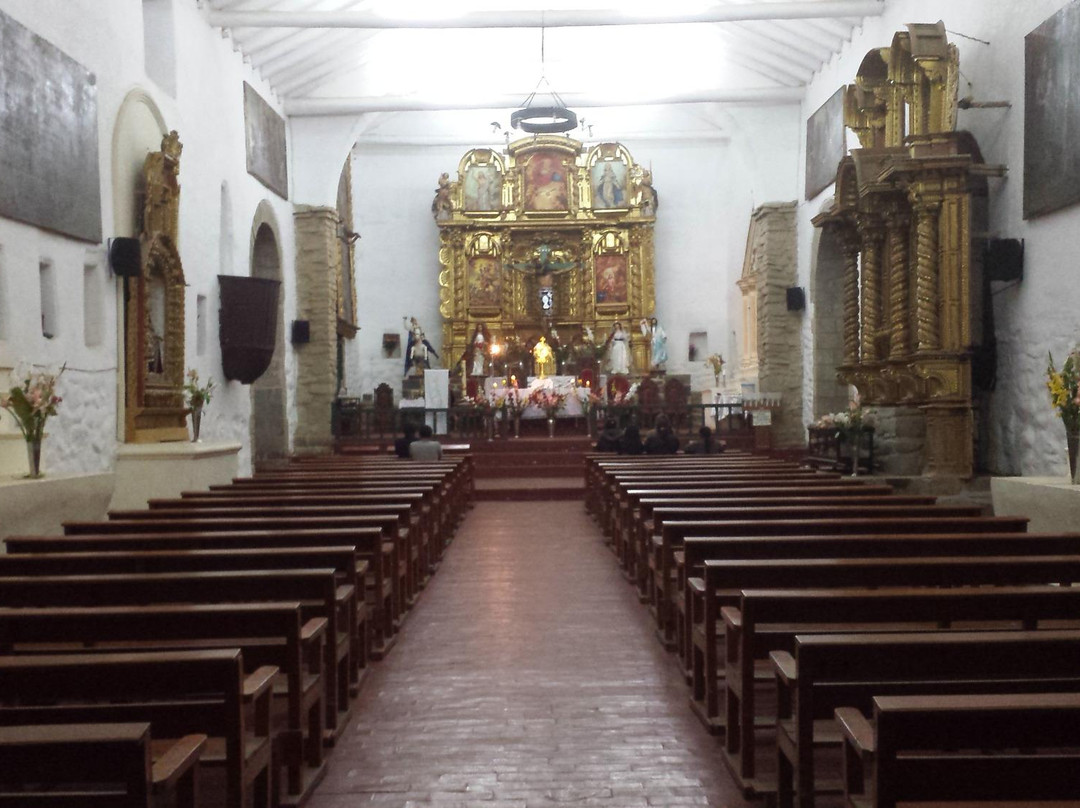 Iglesia de Santiago Apostol景点图片