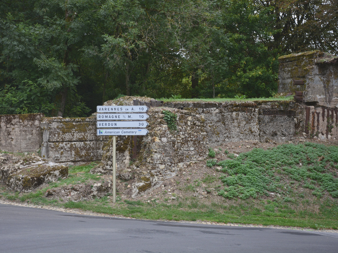 Montfaucon Monument-Montfaucon d'Argonne必去景点