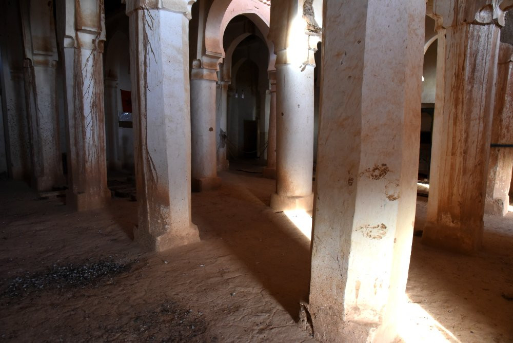 Mosquee ikalalne Afanour-廷吉尔必去景点