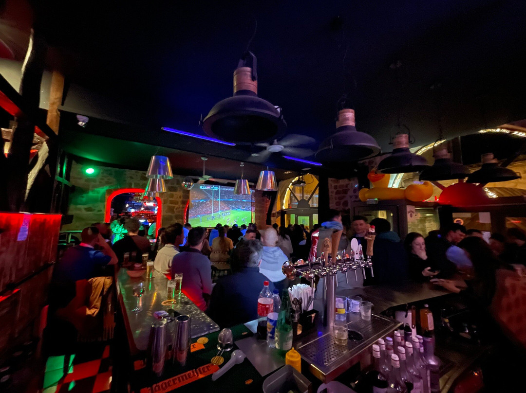 Les Canailles Bar