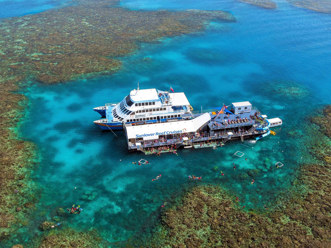 Sunlover Reef Cruises景点图片