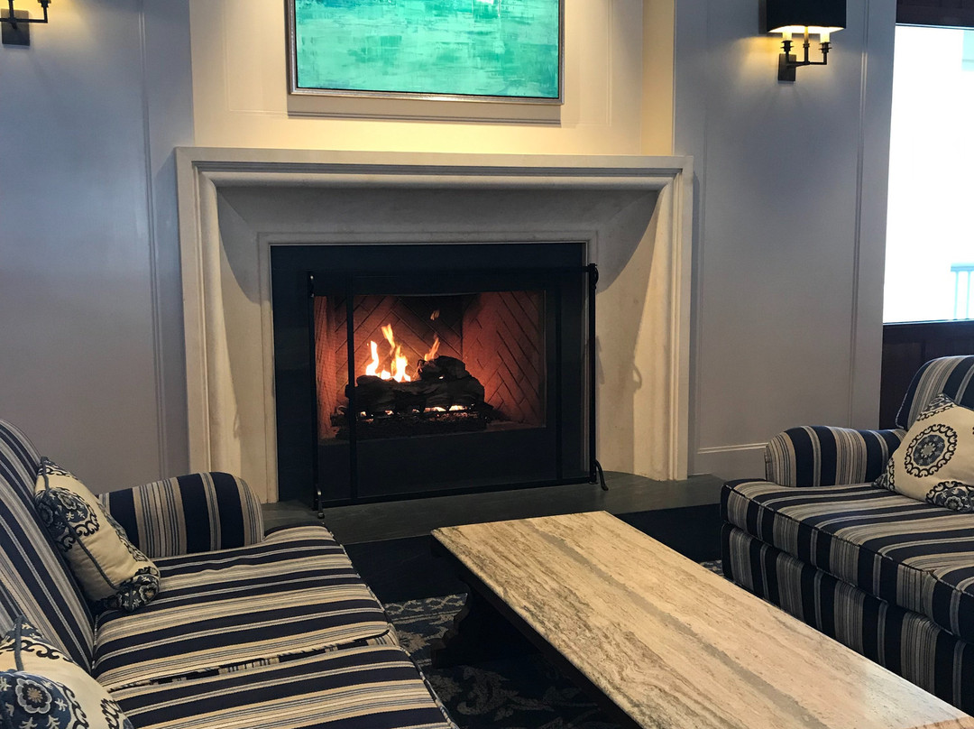 蒙特利广场酒店及水疗中心主图