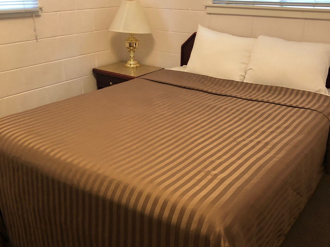 Travelers Motel主图