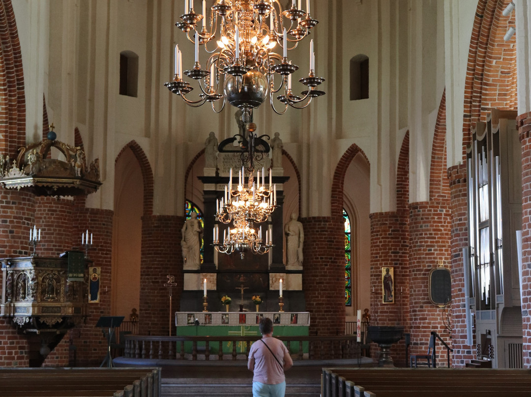 S:t Nikolai kyrka-哈姆斯塔德必去景点